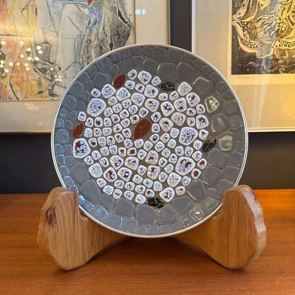 Mid Century 10” Round Mosaic Tray/ Plate Gray brown White and Leaf Tiles - Picture 2 of 11